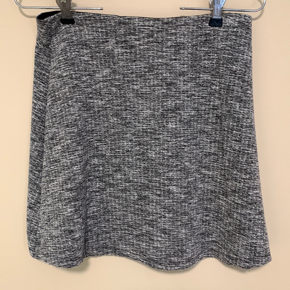 Gray mini skirt - small